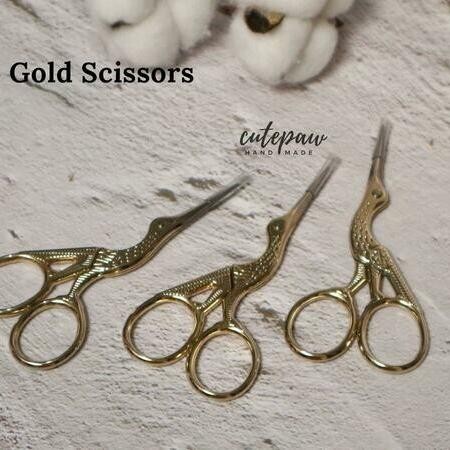 

[LIMITED EDITION] Flamingo Gold Scissors - Gunting crochet eksklusif