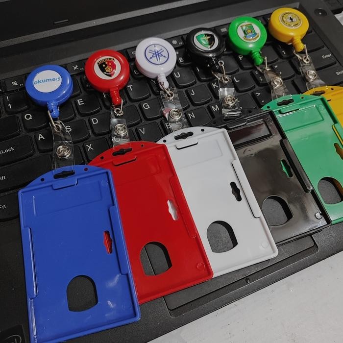 

GANTUNGAN ID CARD YOYO CUSTOM LOGO PLUS CARD HOLDER PLASTIK KERAS