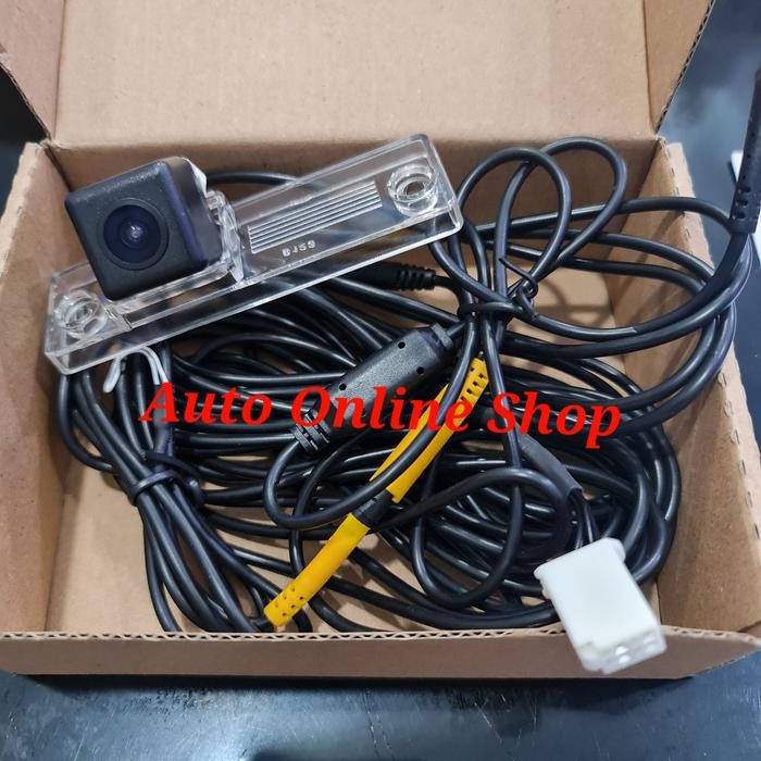 KAMERA MUNDUR FORTUNER LAMA PNP HEADUNIT ORIGINAL