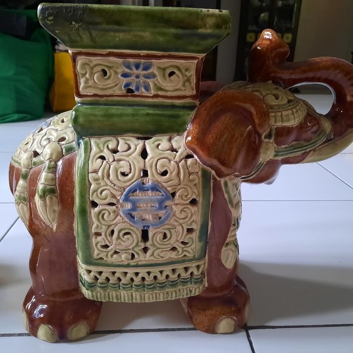 Patung Gajah Keramik Jadoel