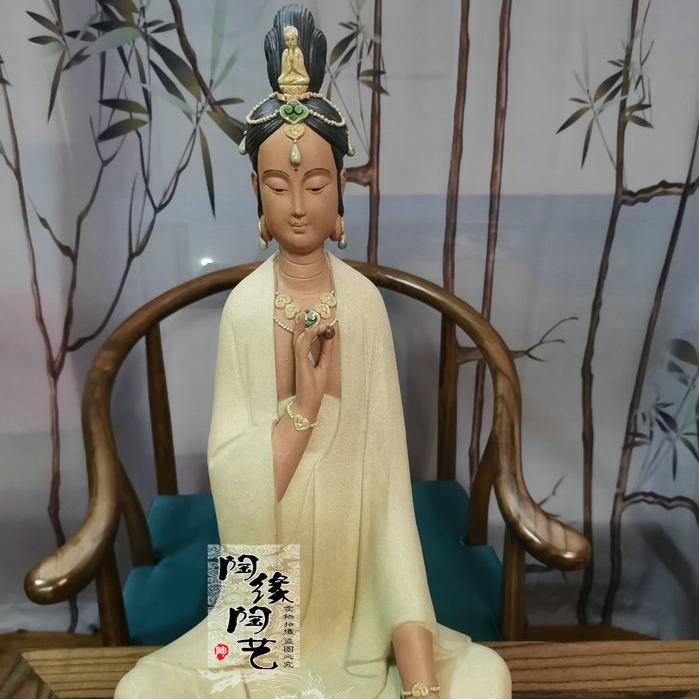 Authentic Shiwan Ceramic Crafts GuanYin / Kwan Im Bodhisattva Statue