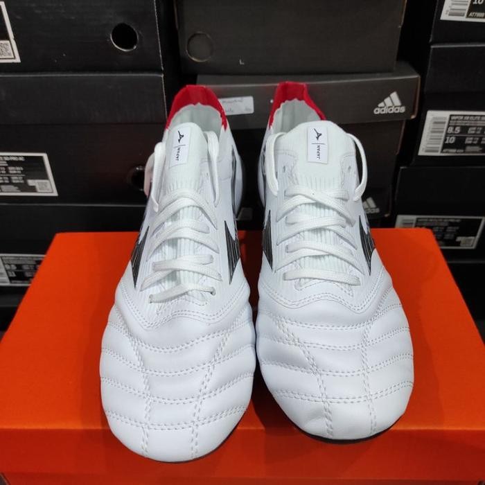 Sepatu Bola Mizuno Morelia Neo3 Beta Black White Fg-Sepatu Bola Mizuno