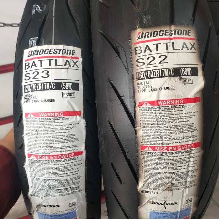 PAKETAN BAN LUAR BATTLAX S22 UK 120/70-17 & 160 /60-17 TUBELESS
