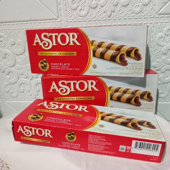 

4ZMI Astor Stick Coklat .Paket 3Box Netto @150G ,Cemilan