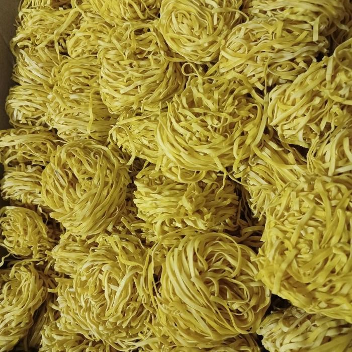 

H48Y Mie Kuning Gulung / Mie Kuning Mentah / Bongmianket , Mie Gulung Khas Kalbar Noodles