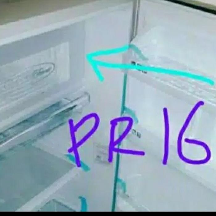 Tutup Pintu Freezer Kulkas Polytron Pr16 Original
