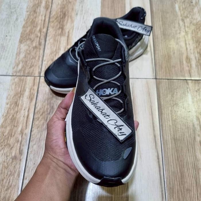 Sepatu Hoka One One Transport Black Alabaster
