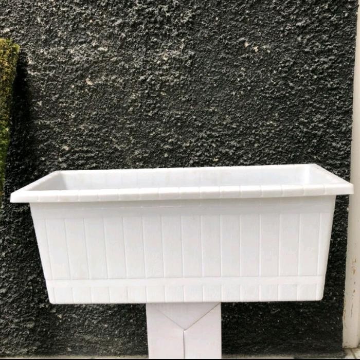 Mode Vintage Pot Bunga Putih Dan Hitam Panjang 60 Cm Model Gentong Kayu Plastik Tanaman