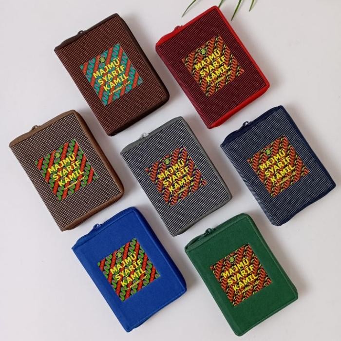 

SIAPKIRIM Majmu Syarif Kamil non terjemah ukuran saku a7 - Penerbit J-Art majmu syarif Quran