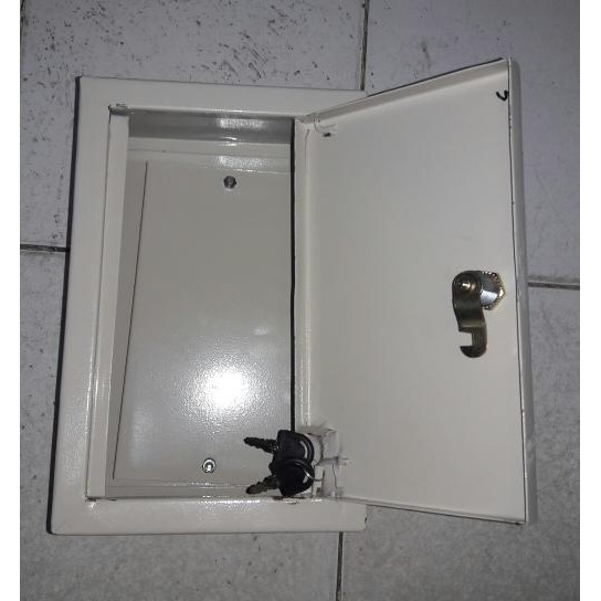 Box Panel Listrik 20X30