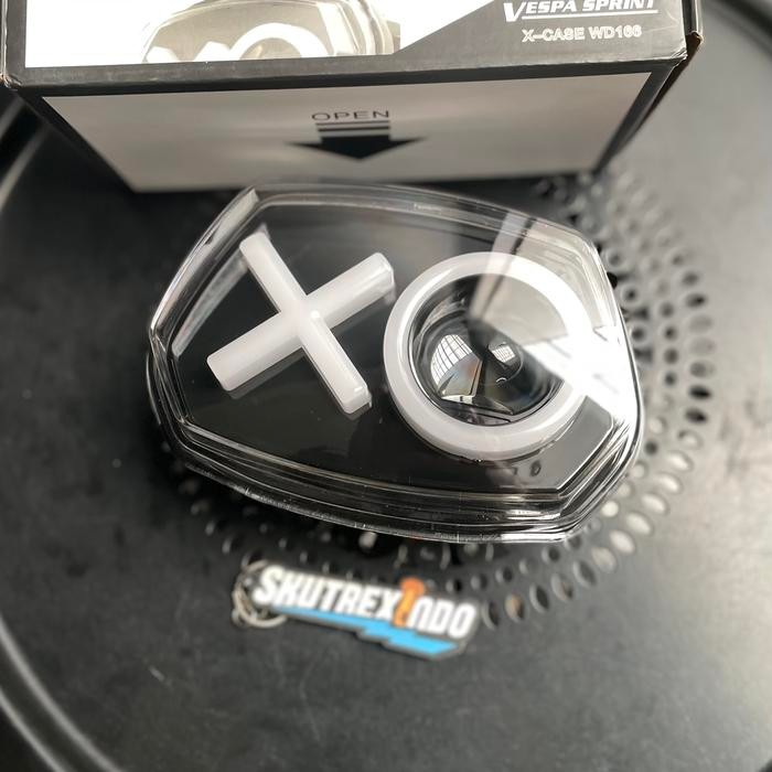 HEADLAMP DAYMAKER X-CASE XO RGB VESPA SPRINT