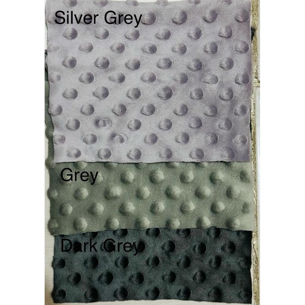 

KAIN MINKY DOT BAHAN PREMIUM HALUS DAN LEMBUT (50 X 170 CM) KODE 1130