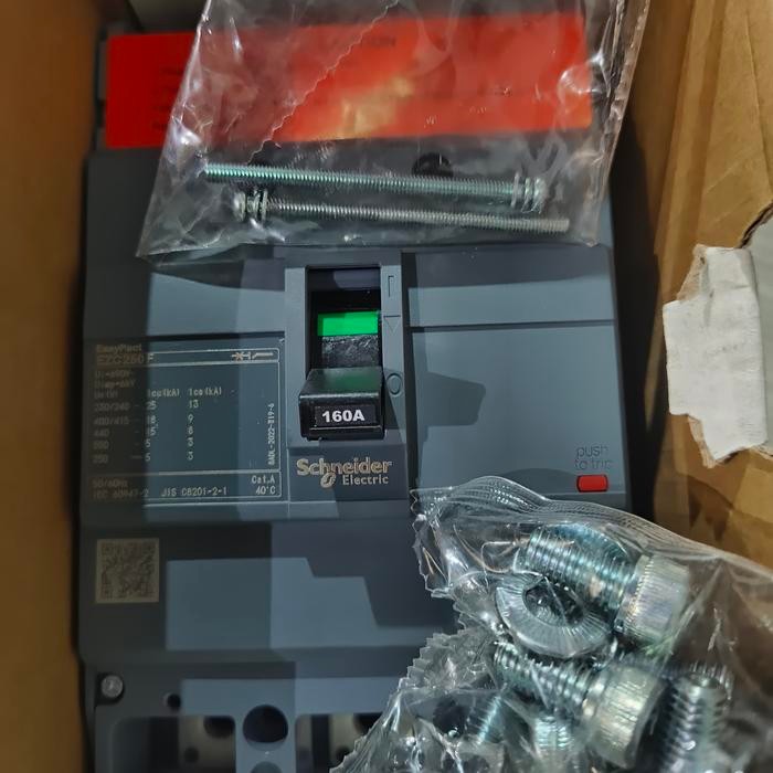 Mccb Ezc 250F 160A Schneider