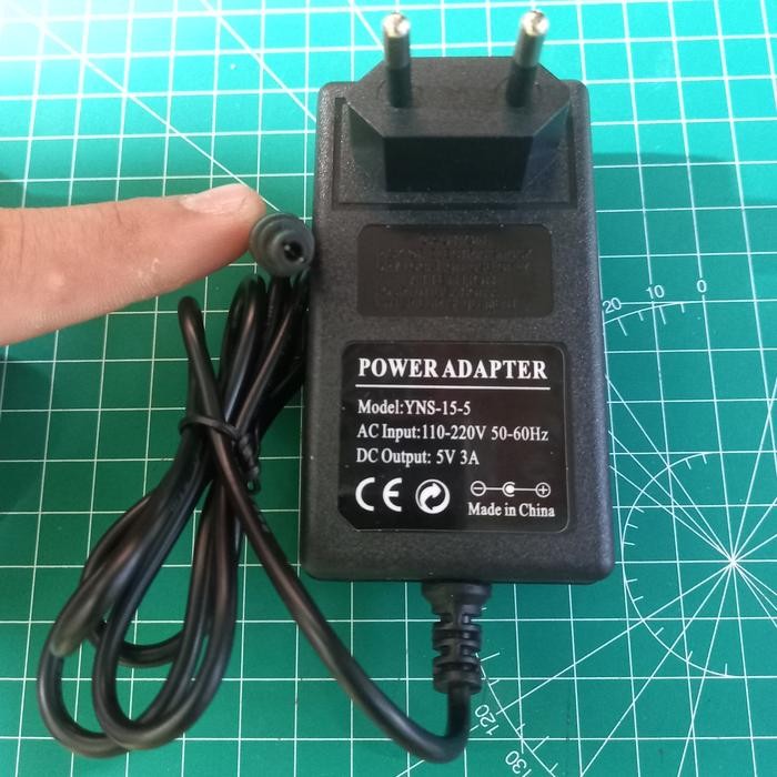 Adaptor 5V 3A