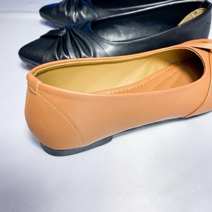 alfa FLADEO Sepatu Flatshoes Terbaru Wanita Varian Pita Mengkerut Tanpa Hak Kerja Hitam Normal Size