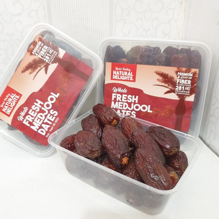 

SIAPKIRIM Medjool Natural Delights / Medjol California / Medjool dates Grade A READY STOCK
