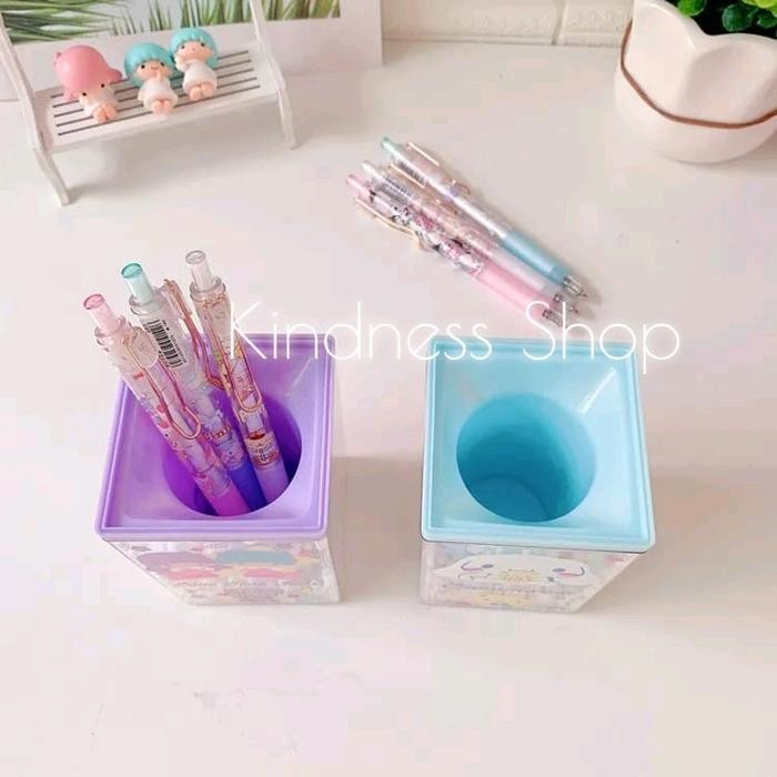 

Deli Stationary - Tempat Pulpen Holder Sanrio Stationery Stand Cinnamoroll Melody Kuromi Pompurin