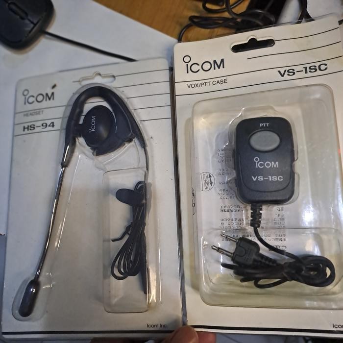 PTT Icom V80 Hand set Ht Icom V8 Ear set Alinco Dj 196 Head set Icom V86 Atau Icom V85 Handsfree
