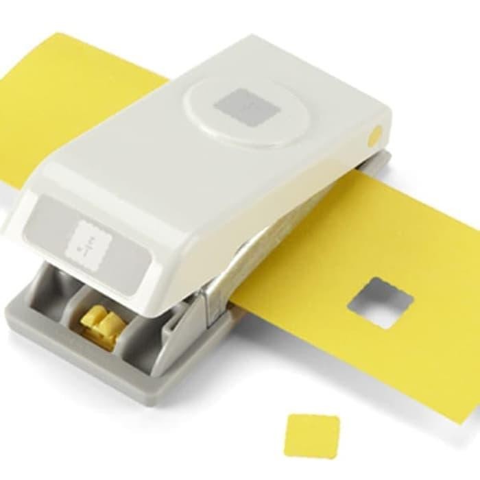 

Bisa Grab! Cr98 1.27Cm 0.5 Inch Scallop Square Punch Kotak Kembang 54-10056 Craft