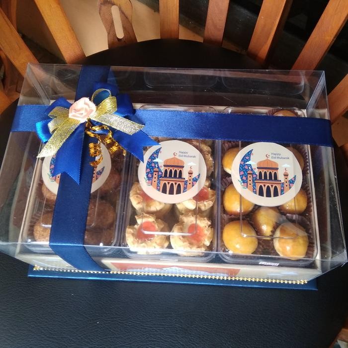 

hampers parsel lebaran Amira