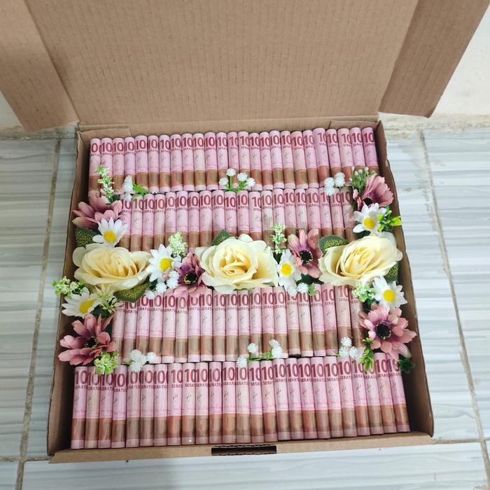 

hampers money 5jt (only kurir instans