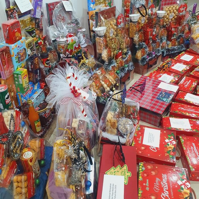 

Paket Dekorasi Hampers Natal Christmas Parcel Kue Kering 461