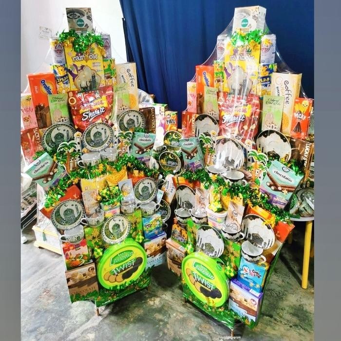 

PARCEL LEBARAN 2021 IDUL FITRI SNACKS PREMIUM RAMADHAN GIFT SET +KARTU
