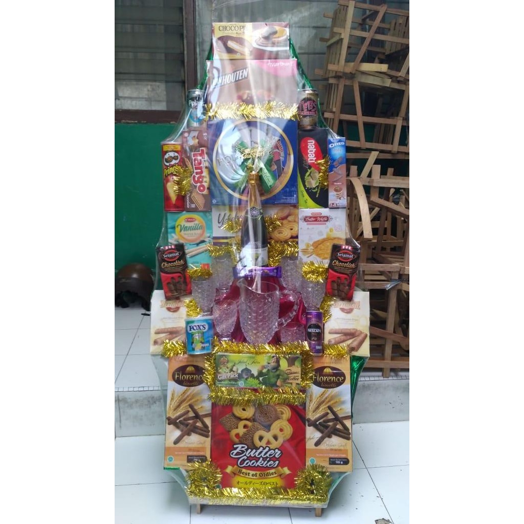 

Paket Parcel Tea Set Lebaran 01