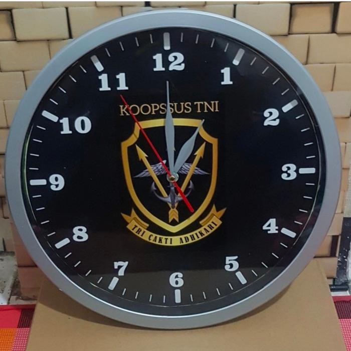 JAM DINDING KOOPSSUS TNI