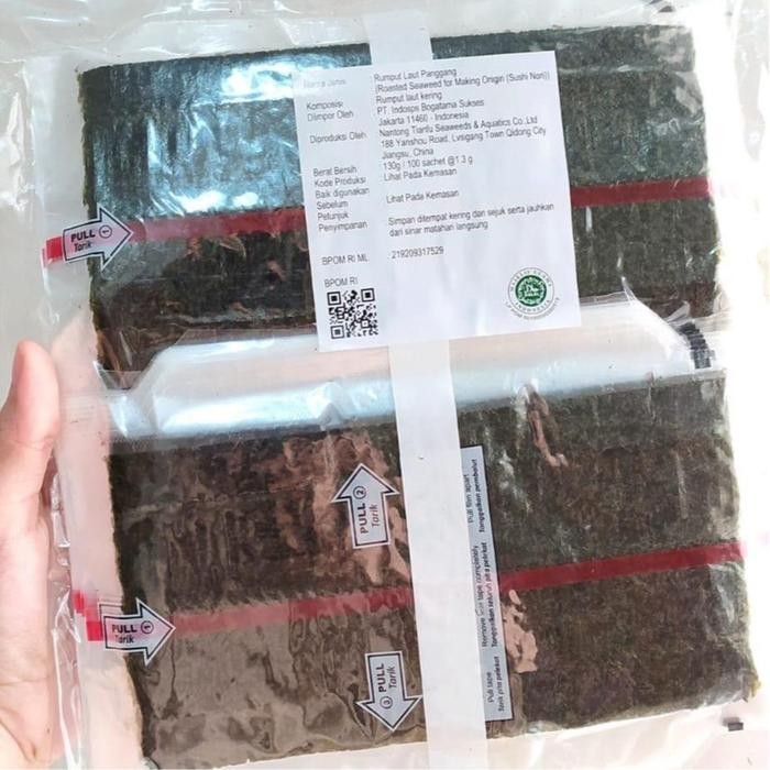 

Terbaru Triangle Onigiri Sushi Nori 100 Sheet HALAL / Wrapper 100 Lembar Rumput laut / Onigiri Film