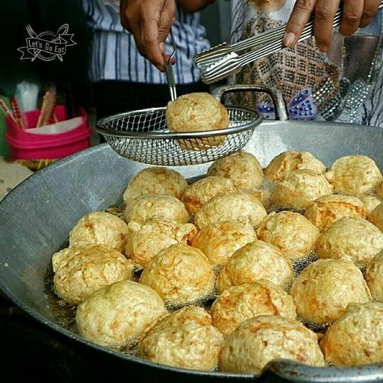 

Baru Baso Goreng Anugerah Gor Pajajaran Bandung - Cemilan Goreng