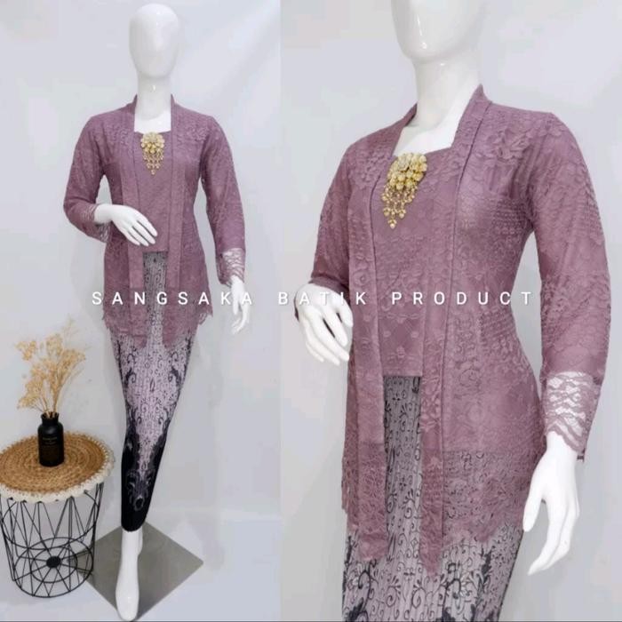 Kebaya Kutu Baru Modern Brokat Pendek Set Rok Batik/Kebaya Encim