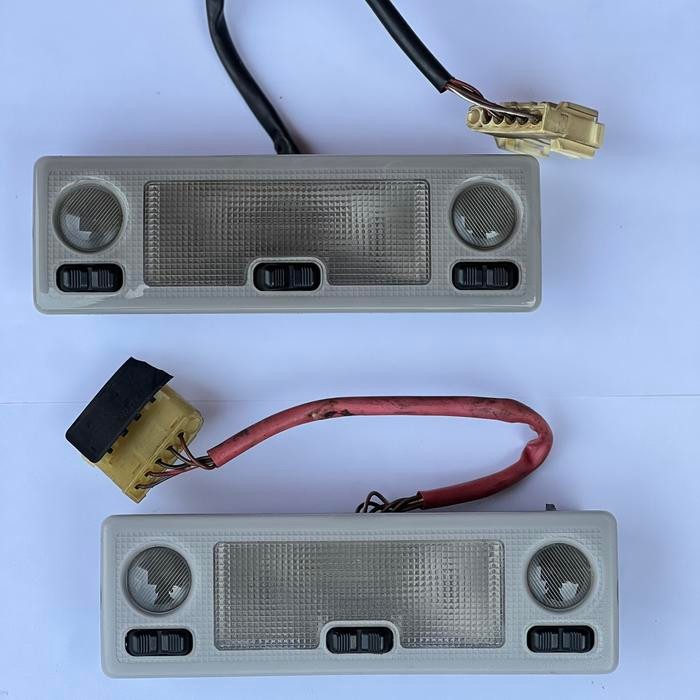 Lampu Plafon Bmw E36 Depan Bekas