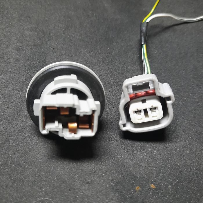 Soket Fitting Lampu Sein Tancap Avanza Xenia Agya Ayla Calya Sigra