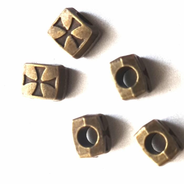 

SPACER BEADS SALIB CRUSADERS BESAR 2 pcs/set manik manik