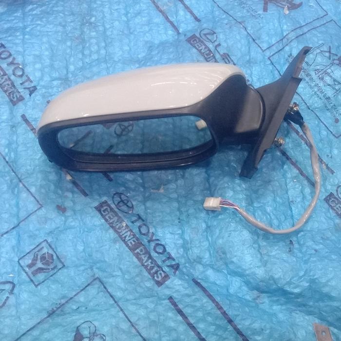 spion Yaris TRD 2008-2012 original. spion kanan Yaris bakpao