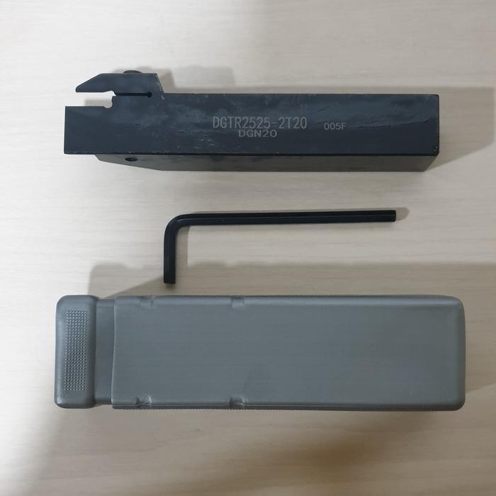 Menarik Holder Bubut Potong - Dgtr2525 - 2T20 Terlariss 