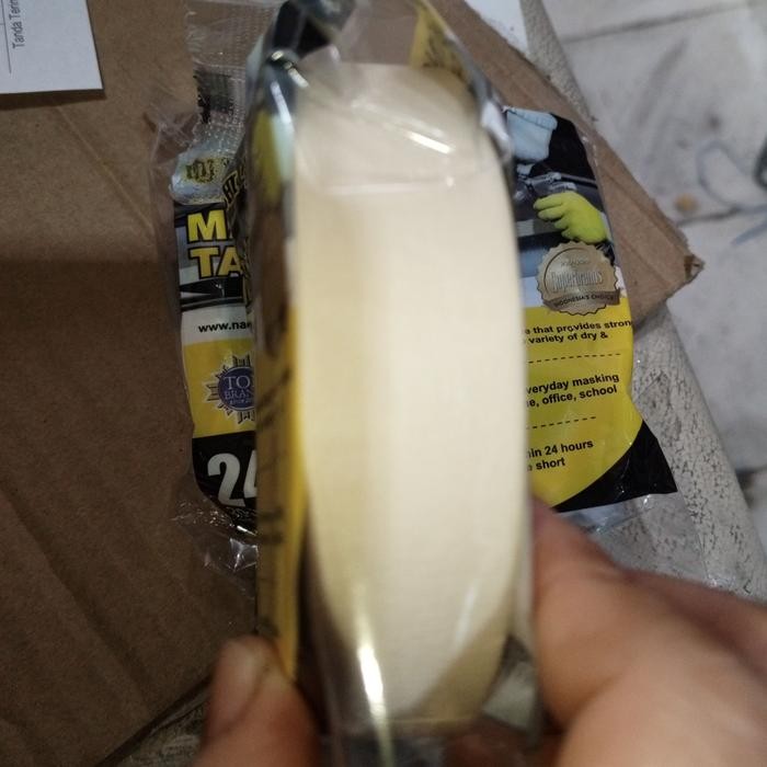 

Ready..!! Masking Tape Lakban Kertas 1" / 2" Putih / Isolasi Bagus Berkualitas