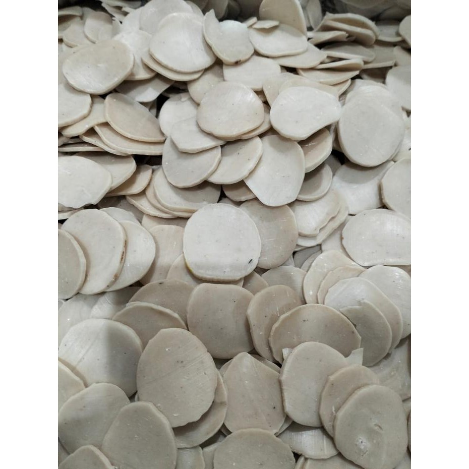 

PREMIUM KERUPUK AMPLANG IKAN TENGGIRI KERUPUK MENTAH KEMASAN 1KG Krupuk Cemilan Kering