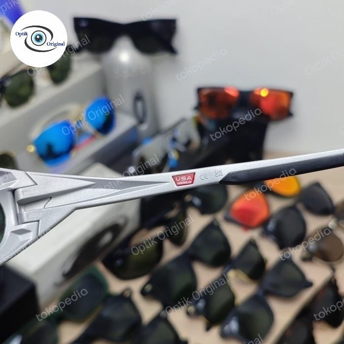 Kacamata Oakley Original jacket redux