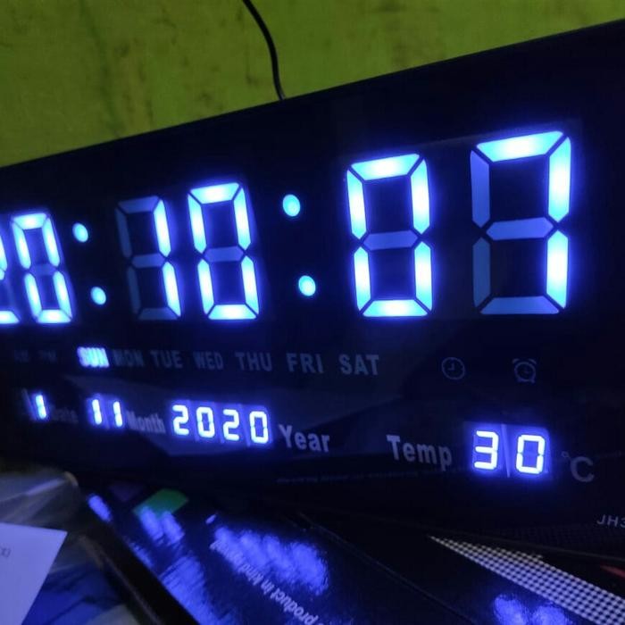 Jam dinding digital big otomatis update, kalender, termometer, hari *