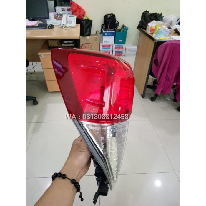Stoplamp Lampu Belakang Toyota Venturer Innova Reborn Stop Lamp