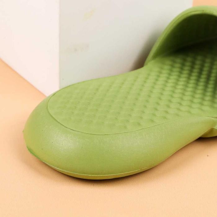 Sandal Bantal Empuk Tebal Pria Wanita / sandal anti licin / anti slip