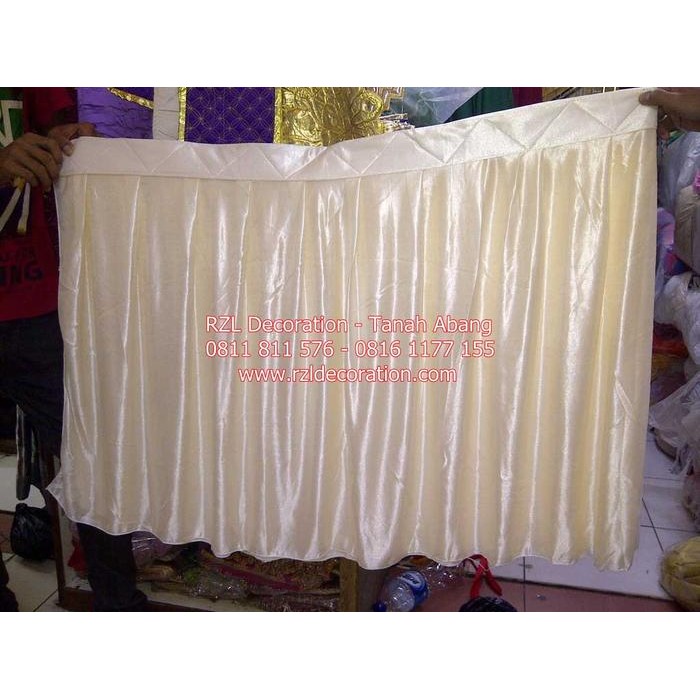 Rempel Meja Prasmanan