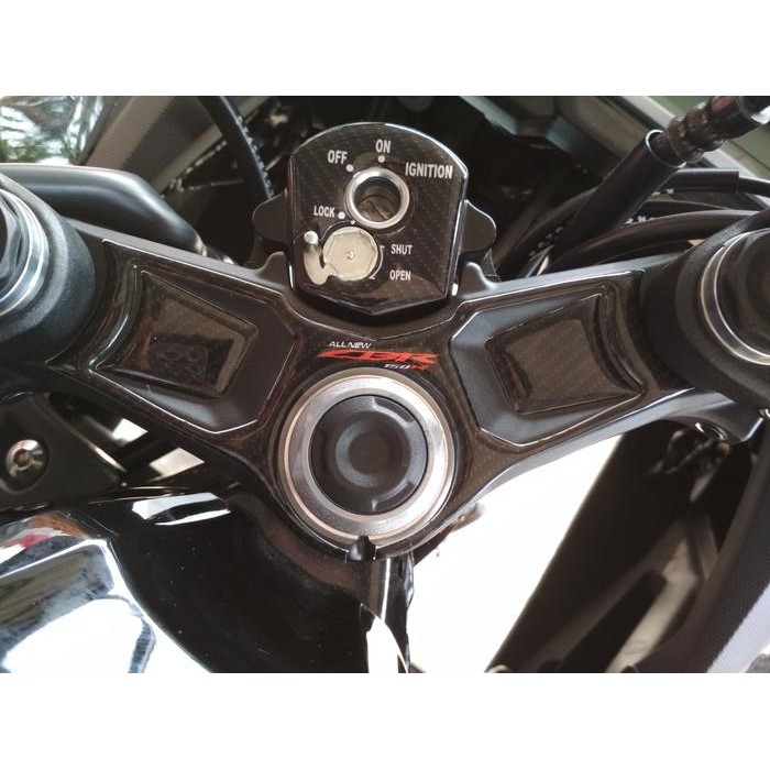 (Allthebest) Tank pad set honda cbr 150 new facelift fuelpad keypad segitiga carbon