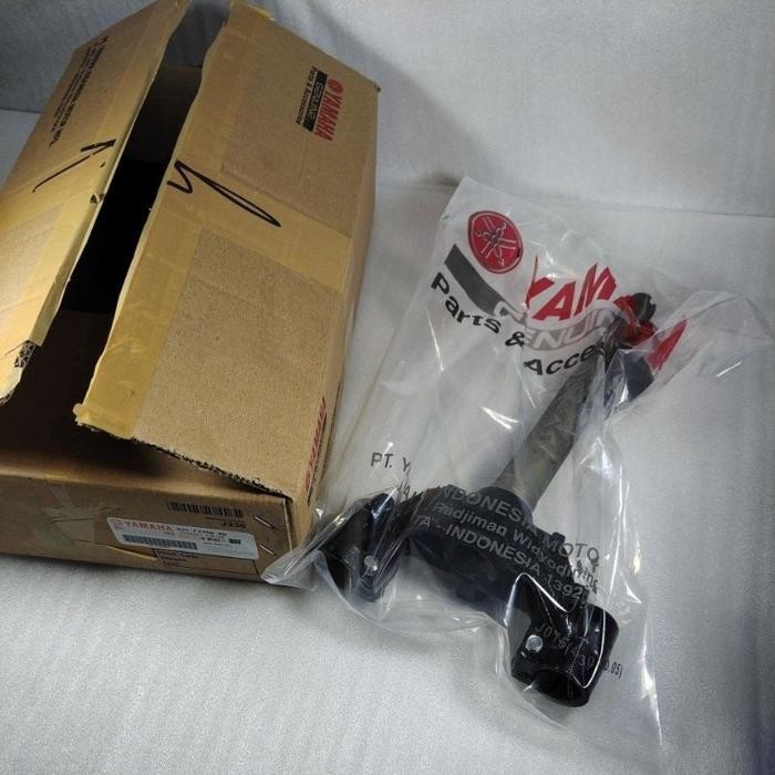 Segitiga bottom shock depan T bottom Yamaha Fizr - F1ZR Original