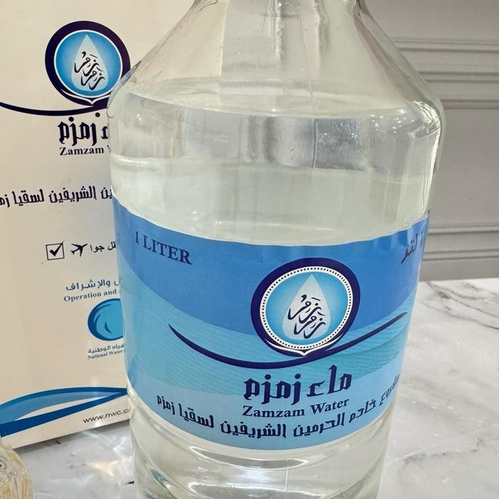 

AIR ZAM ZAM 1 LITER ORIGINAL MAKKAH SAUDI ARABIA KEMASAAN PREMIUM OLEH OLEH HAJI DAN UMRAH