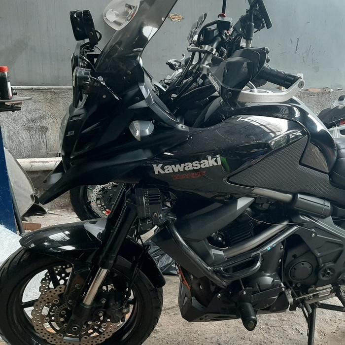 

Terlaris Engine Guard / Crash Bar Middle Versys 650 2008 - 2014 Model 1