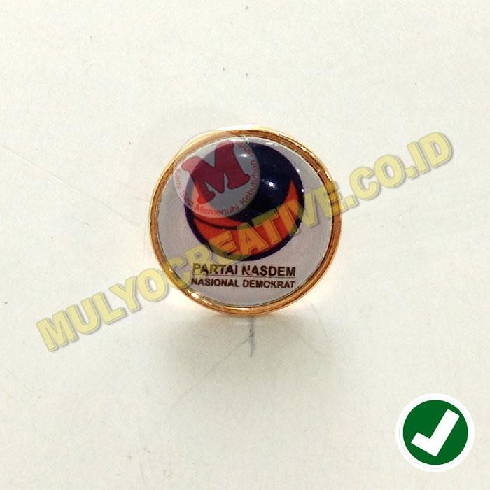 

Bross Pin Ukuran 2 Cm Model Bulat Logo Partai Nasdem PREMIUM