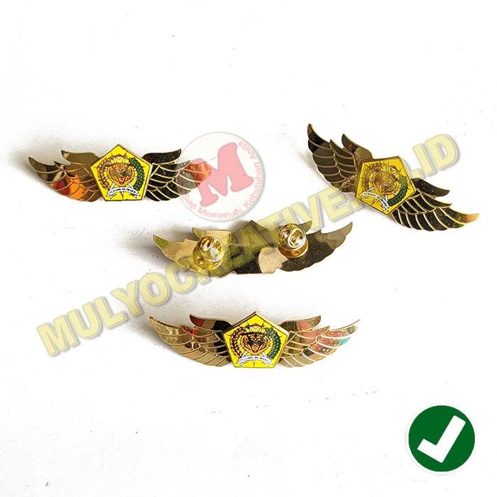 

Lencana Pejuang Siliwangi Wing Pejuang Siliwangi Bahan Kuningan PREMIUM